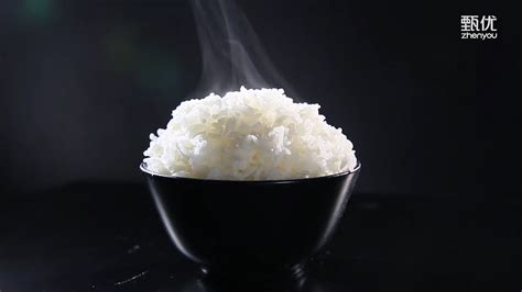 自熱米飯視頻(自熱米飯視頻教程)縮略圖