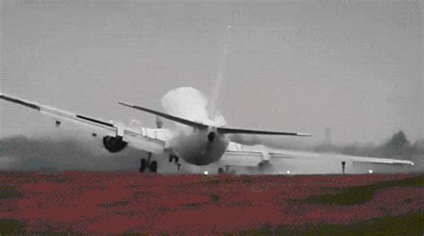 客機降落,客機降落視頻縮略圖
