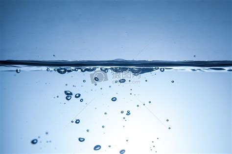 純凈水(純凈水和礦泉水的區(qū)別)縮略圖