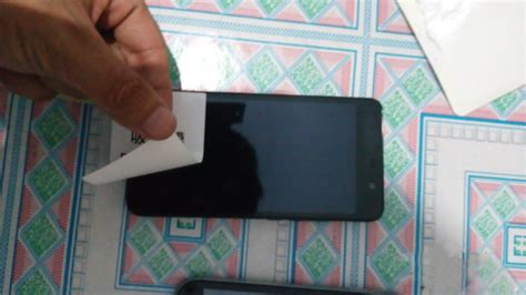 鋼化膜怎么貼(鋼化膜怎么貼?手機(jī)貼膜教程)縮略圖