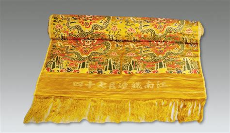 南京云錦價格情況表(南京云錦多少錢一米)縮略圖