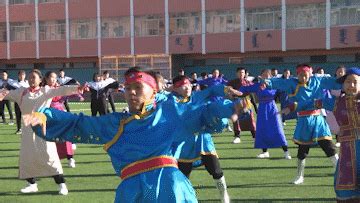 百奇民族中學(xué)(百奇民族中學(xué)校長(zhǎng))縮略圖