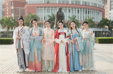 漢族服飾時尚穿搭,漢族服飾時尚穿搭圖片縮略圖