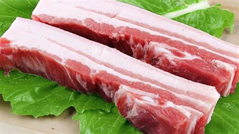 香豬肉和豬肉的區(qū)別(香豬肉和豬肉的區(qū)別有哪些?)縮略圖