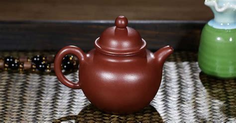 紫砂茶壺怎么洗干凈(紫砂茶壺怎么洗干凈視頻)縮略圖