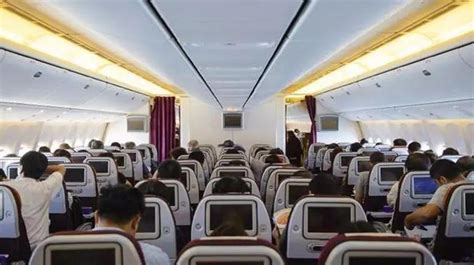 飛機(jī)選座位什么位置好,飛機(jī)選座位什么位置好 靠窗縮略圖