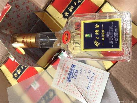 伊力特曲52度的多少錢一瓶(伊力老窖52度多少錢)縮略圖
