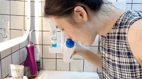 洗鼻器水不能從另一個鼻孔流出來(洗鼻器洗完鼻子后躺下還有水流出)縮略圖