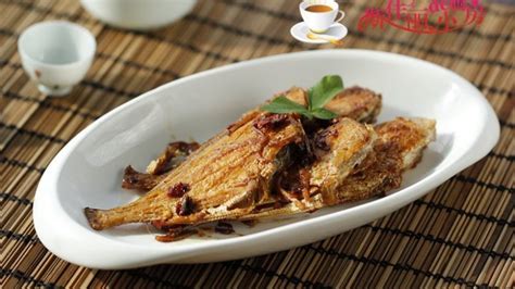 剝皮魚怎么做好吃視頻教程,剝皮魚怎么做好吃視頻教學縮略圖