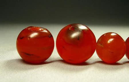 南紅瑪瑙和普通瑪瑙有什么區別,南紅瑪瑙和普通瑪瑙有什么區別?縮略圖