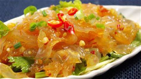 海蜇頭涼拌需要開(kāi)水燙一下嗎,涼拌鮮海蜇的正宗做法視頻縮略圖