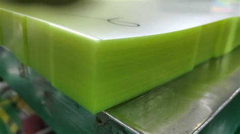 量子膜優(yōu)缺點(diǎn),量子膜全車貼多少錢一個(gè)縮略圖