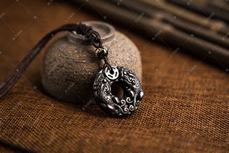 玉佩掛件圖片大全,玉佩吊墜打結(jié)教程縮略圖