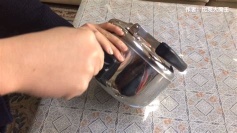電熱水壺水開后不跳閘維修視頻(電熱水壺水開后不跳閘維修視頻教程)縮略圖
