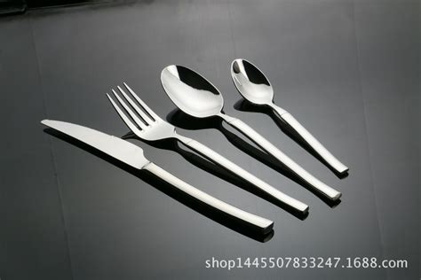 不銹鋼餐具批發(fā)廠家直銷(不銹鋼餐具批發(fā))縮略圖
