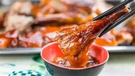 燒鵝的做法與配方視頻教程(燒鵝的做法與配方視頻教程粵菜)縮略圖